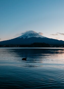 太空视角开启新纪元；吉林一号捕捉海上动态；高清视频震撼呈现。