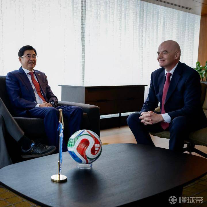 宋凯温哥华对话因凡蒂诺：中国足球青训体系的战略跃迁 体育新闻